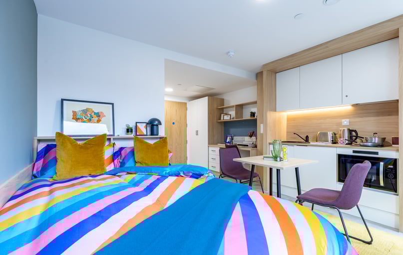 Classic Studio, Venti House, 8 Grove Crescent Road, Stratford, London - Image 1